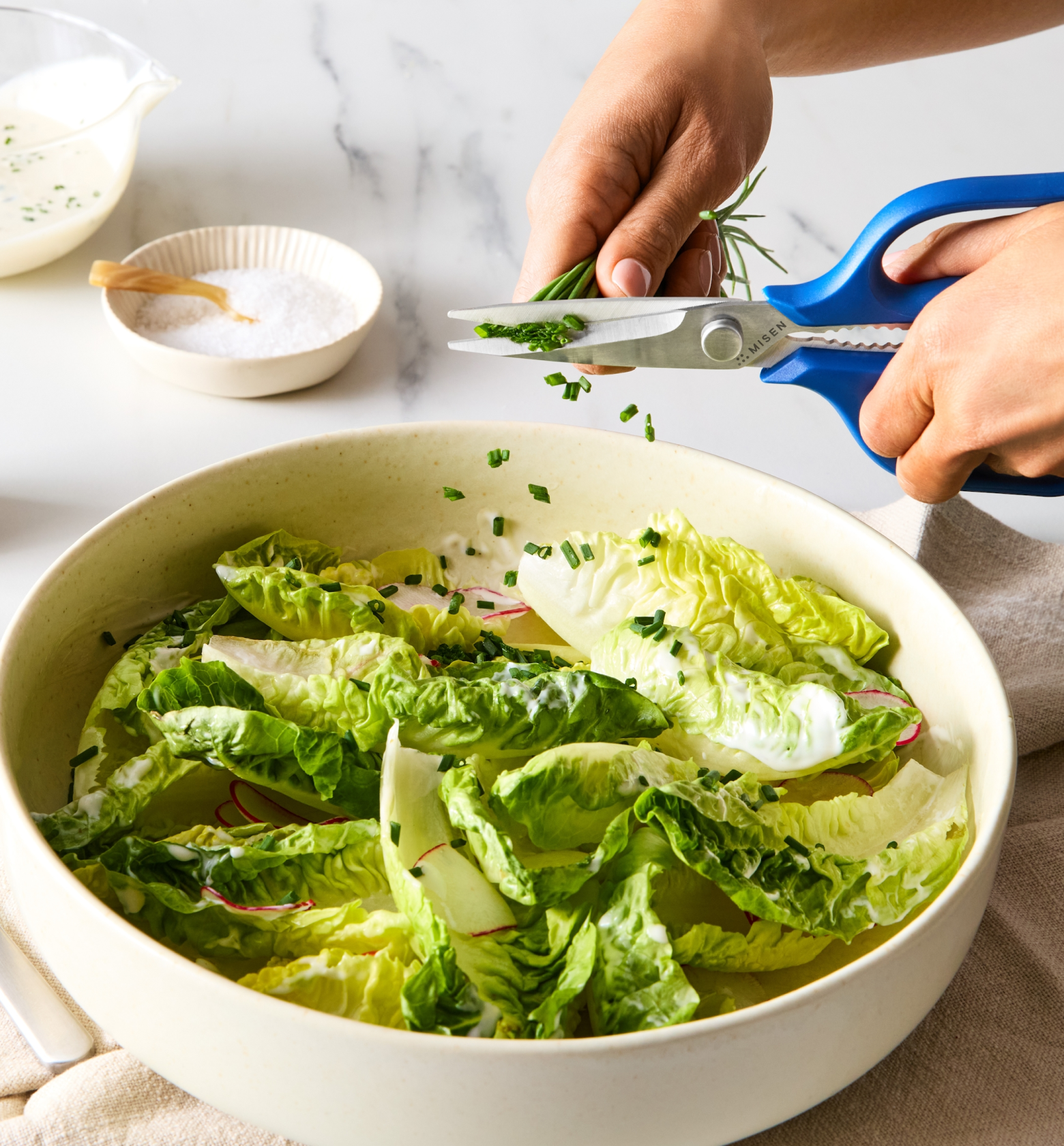 Misen2-Web-PDP-KitchenShears-Sm-Gallery-2.png