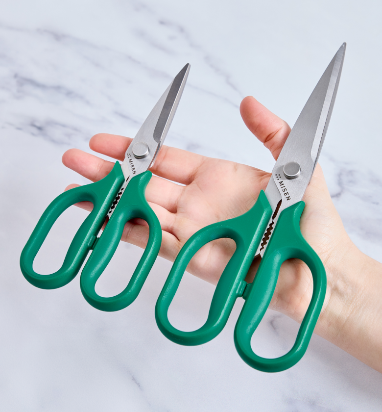 Misen2-Web-PDP-KitchenShears-Sm-Std-Gallery-6.png