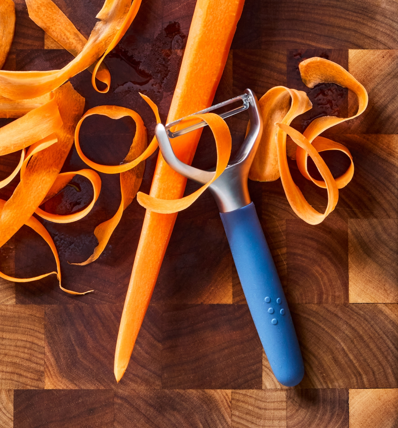 Misen2-Web-PDP-Peeler-Gallery-6.png