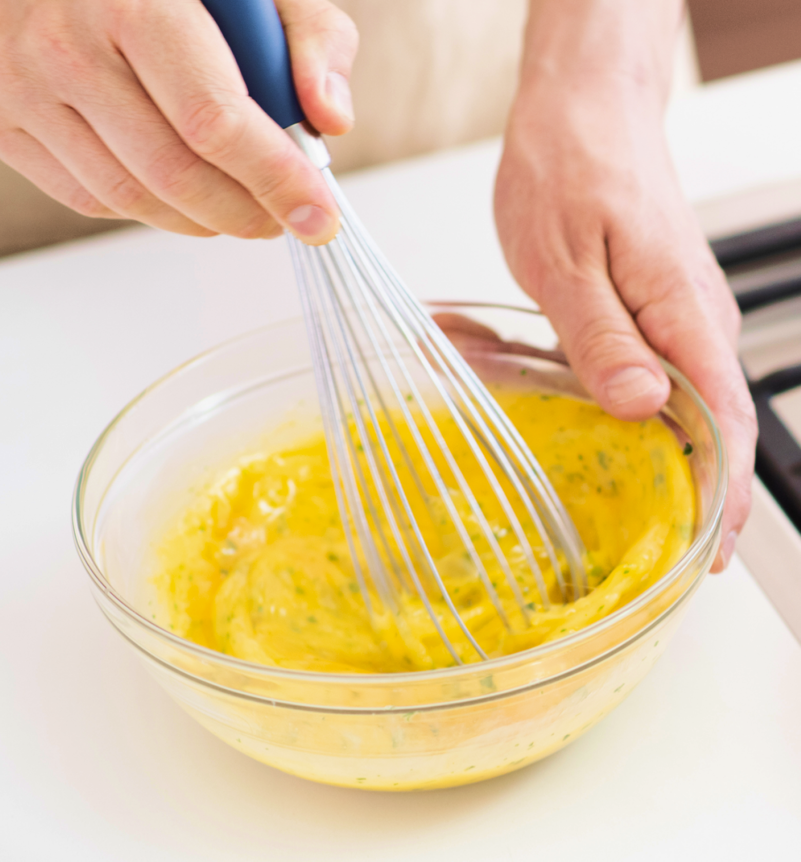 Misen2-Web-PDP-Whisk-Gallery-5.png